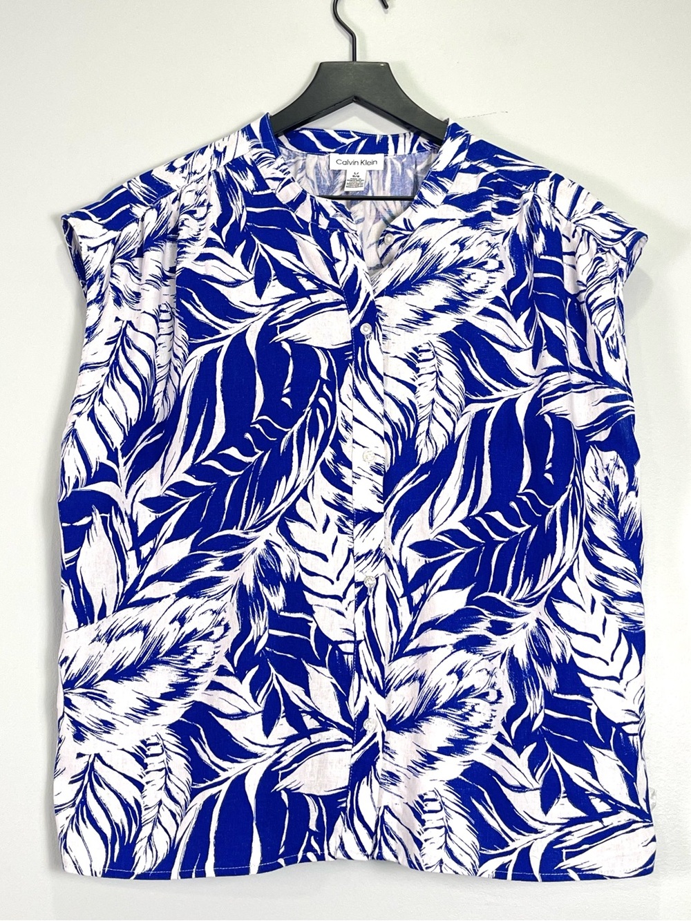 NWOT CALVIN KLEIN Women Linen Blend Blue White Tropical Button-Up Top Size Large